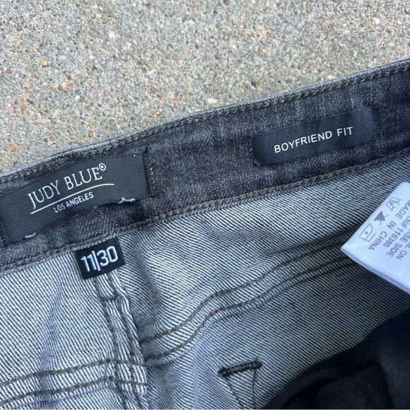 Judy Blue Black Destroyed Distressed Splatter boyfriend fit jeans 11/30 - Picture 5 of 7